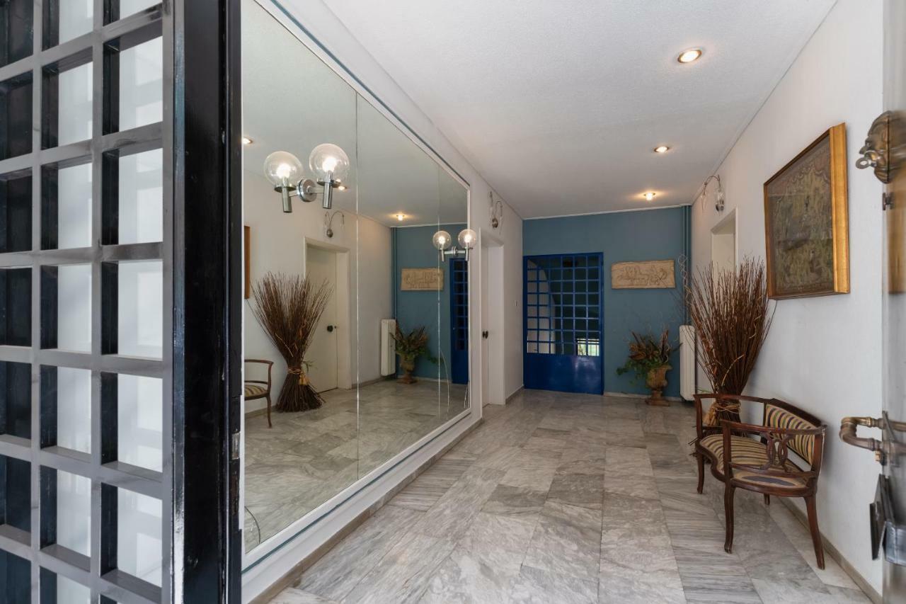 Acropolis Koukaki Loft Private Garden Apartment Athena Bagian luar foto