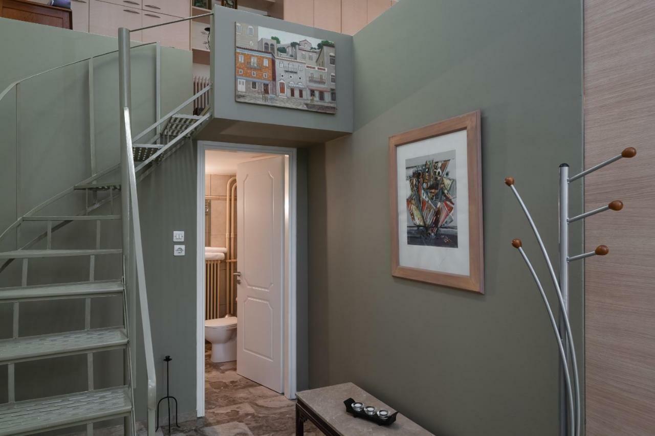 Acropolis Koukaki Loft Private Garden Apartment Athena Bagian luar foto