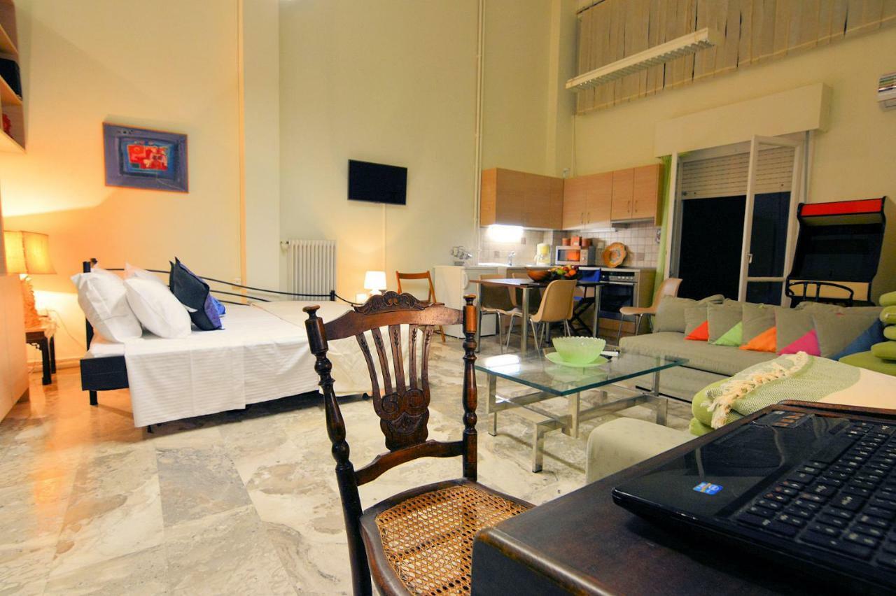 Acropolis Koukaki Loft Private Garden Apartment Athena Bagian luar foto