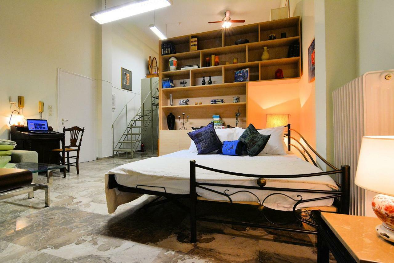Acropolis Koukaki Loft Private Garden Apartment Athena Bagian luar foto