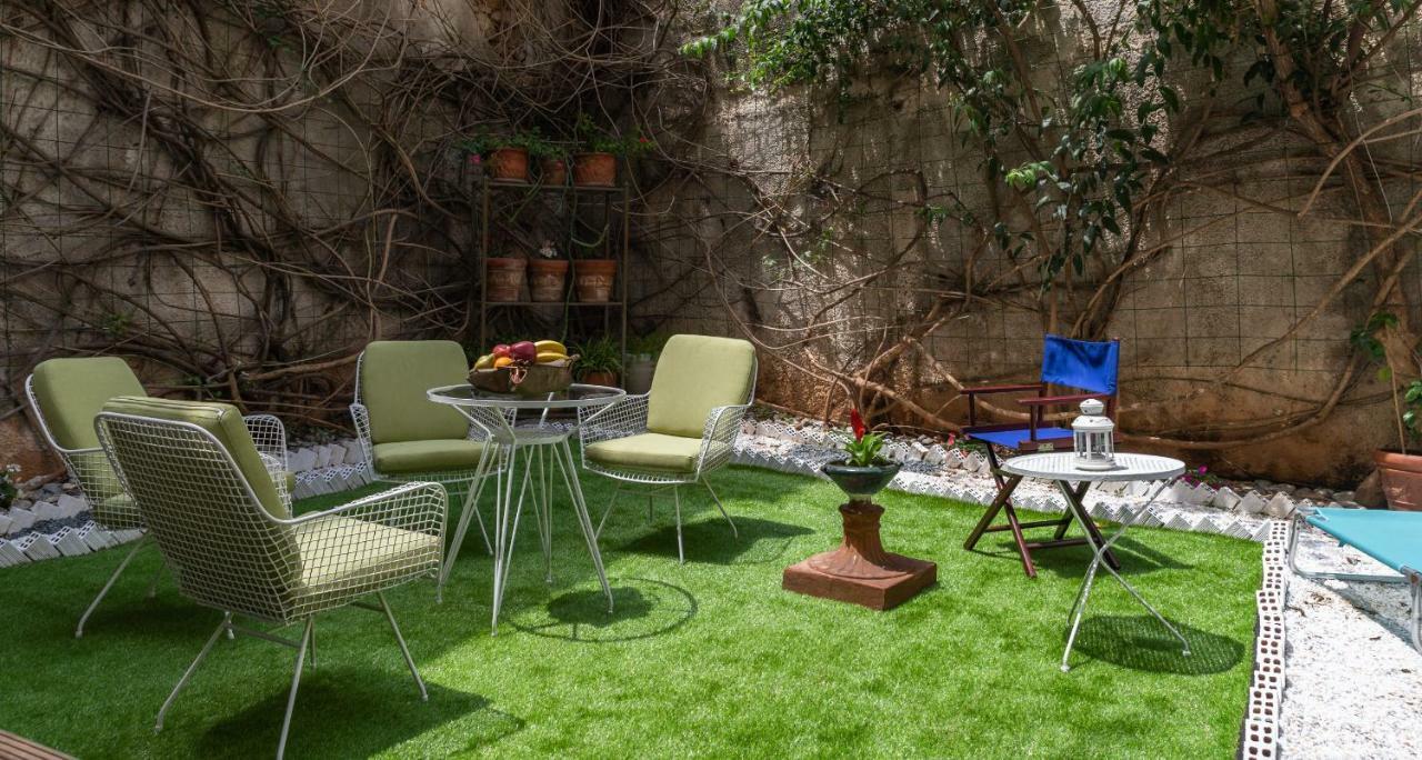 Acropolis Koukaki Loft Private Garden Apartment Athena Bagian luar foto